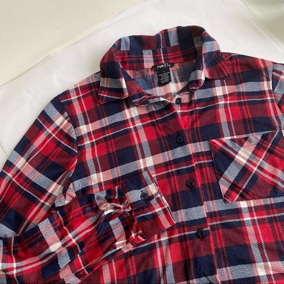 Rue 21 Long Tunic Red Flannel Shacket Shirt Convertible Sleeves - Picture 9 of 12